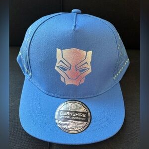 BOYS Black Panther Silver Mask Logo Snapback Flat Bill Hat